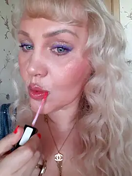 IsabellaBoni online show from March 23, 6:17 am