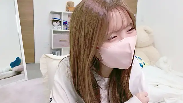 Snapshot of -SHINON- chatting on November 14, 4:17 pm -SHINON- online show from November 14, 4:17 pm