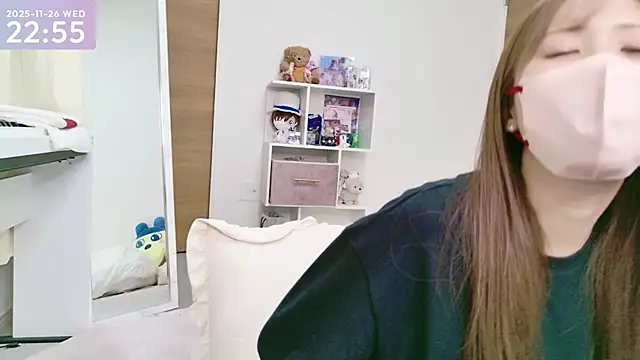 Snapshot of -SHINON- chatting on November 26, 1:56 pm -SHINON- online show from November 26, 1:56 pm