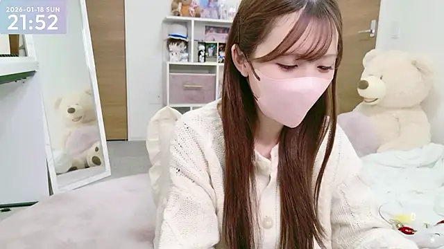 Snapshot of -SHINON- chatting on January 18, 12:53 pm -SHINON- online show from January 18, 12:53 pm