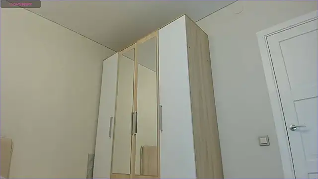 Snapshot of sweety_vikky chatting on March 1, 12:39 am sweety vikky online show from March 1, 12:39 am