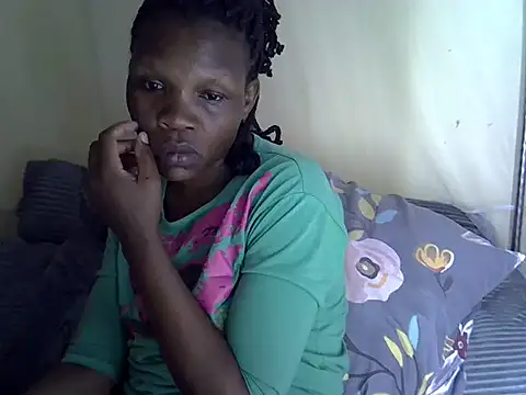 Snapshot of Sweet_serah chatting on September 25, 3:32 am Sweet serah online show from September 25, 3:32 am