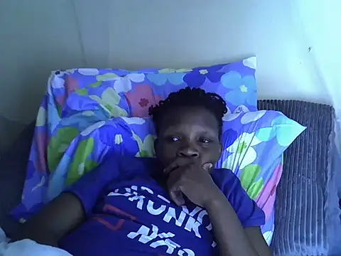 Snapshot of Sweet_serah chatting on October 5, 5:39 am Sweet serah online show from October 5, 5:39 am