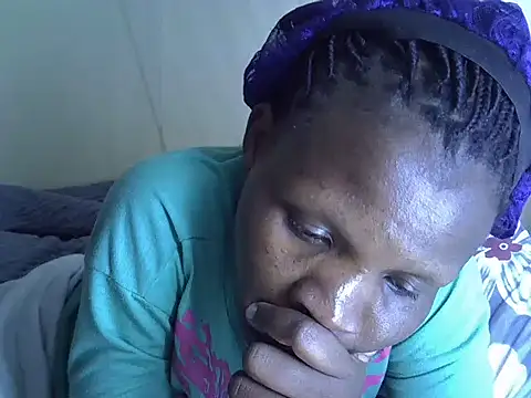 Snapshot of Sweet_serah chatting on October 24, 3:19 pm Sweet serah online show from October 24, 3:19 pm