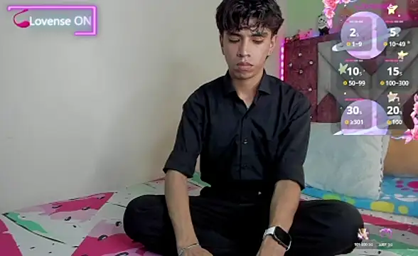 Snapshot of Santy_carrington chatting on November 28, 1:30 am Santy carrington online show from November 28, 1:30 am