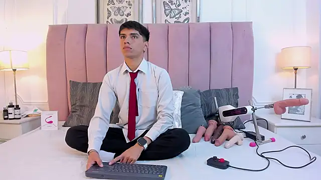 Snapshot of Santy_carrington chatting on March 5, 8:05 pm Santy carrington online show from March 5, 8:05 pm