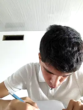 Snapshot of Santy_carrington chatting on March 28, 3:33 pm Santy carrington online show from March 28, 3:33 pm