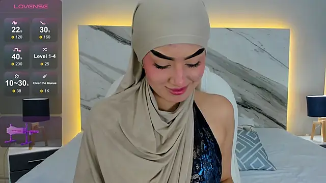 Snapshot of fatimarab chatting on February 1, 1:34 am fatimarab online show from February 1, 1:34 am