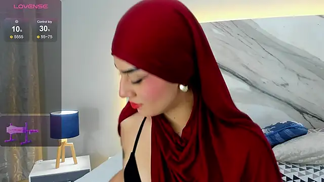 Snapshot of fatimarab chatting on February 23, 12:08 am fatimarab online show from February 23, 12:08 am