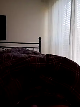 Snapshot of domdom26z chatting on November 5, 11:54 am domdom26z online show from November 5, 11:54 am