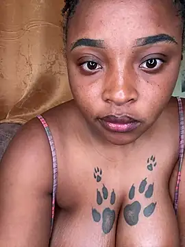 Snapshot of Savage_baby chatting on February 26, 2:25 pm Savage baby online show from February 26, 2:25 pm