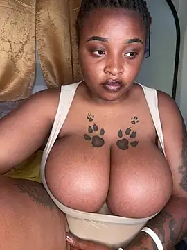 Snapshot of Savage_baby chatting on February 27, 4:32 pm Savage baby online show from February 27, 4:32 pm