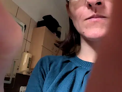 Snapshot of Milky_hairy_mommy chatting on October 1, 7:58 am Milky hairy mommy online show from October 1, 7:58 am