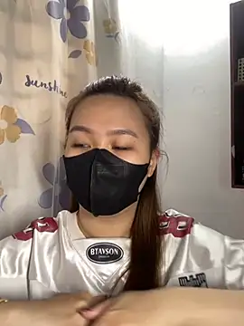 Odette68 online show from December 20, 1:36 am