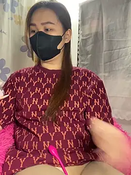 Odette68 online show from March 19, 5:08 am