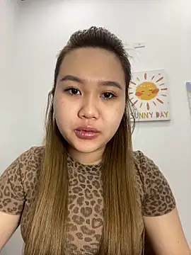 Odette68 online show from November 28, 12:24 am