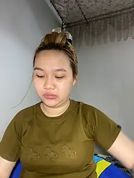 Odette68 online show from May 18, 12:18 am