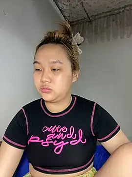 Odette68 online show from May 19, 5:25 am