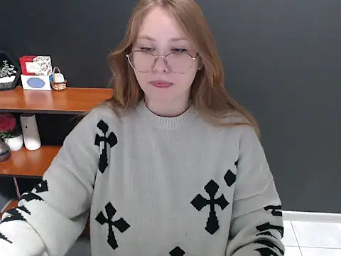 lady minx online show from December 23, 7:49 am