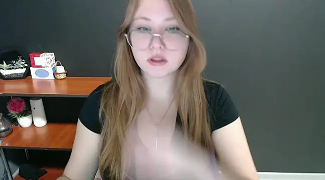 lady minx online show from December 31, 7:20 am