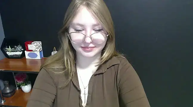 lady minx online show from January 17, 7:41 am