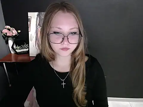 lady minx online show from October 7, 6:32 am