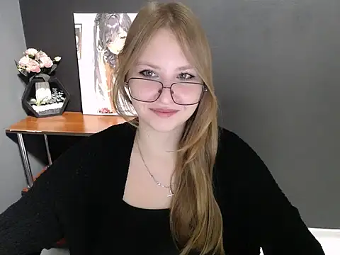 lady minx online show from October 28, 8:40 am