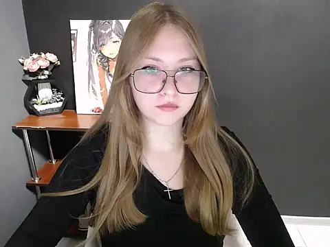 lady minx online show from November 3, 7:20 am