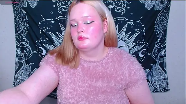 Snapshot of rozzhaos8 chatting on March 2, 8:32 am rozzhaos8 online show from March 2, 8:32 am