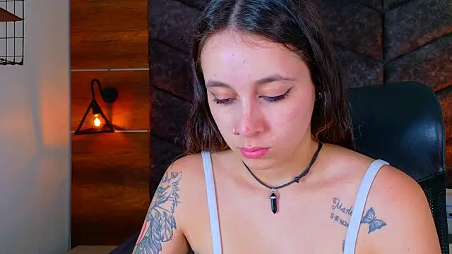 AmbarHills 1 online show from October 16, 11:33 am