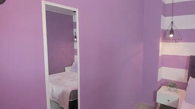 Snapshot of lovely__martina chatting on December 3, 6:49 pm lovely martina online show from December 3, 6:49 pm