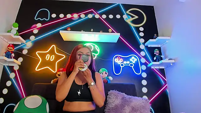 AbbyWathson online show from March 5, 11:05 pm