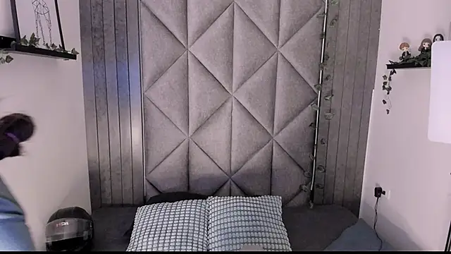 AbbyWathson online show from November 18, 7:29 pm