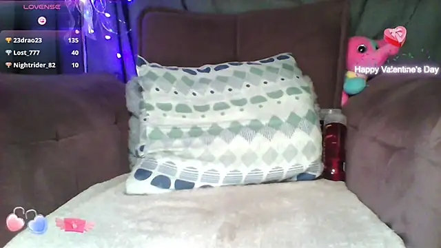 Snapshot of PollyCrush chatting on December 14, 8:51 pm PollyCrush online show from December 14, 8:51 pm