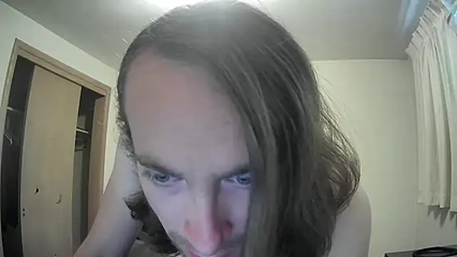 Snapshot of bigdickbri8 chatting on August 3, 5:27 pm bigdickbri8 online show from August 3, 5:27 pm