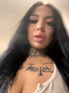 Snapshot of CreamyInkky_ chatting on September 19, 3:30 am CreamyInkky  online show from September 19, 3:30 am