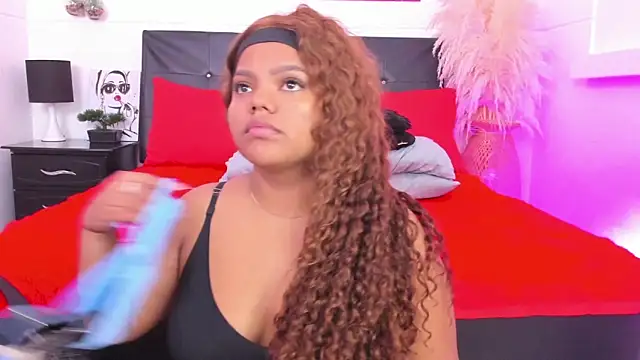 Snapshot of Adams_Cloe chatting on January 8, 11:01 am Adams Cloe online show from January 8, 11:01 am