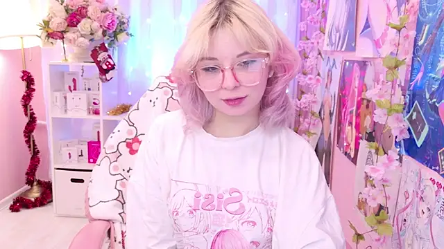 Coconut Mia online show from December 18, 9:21 pm