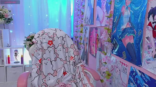 Coconut Mia online show from May 2, 2:44 pm