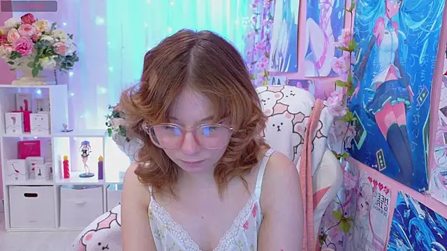 Coconut Mia online show from May 5, 3:09 pm