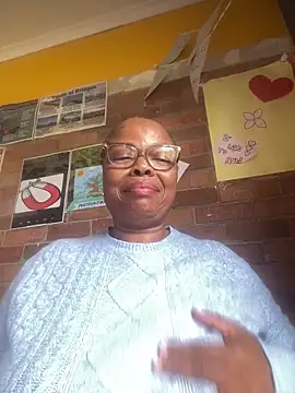 Nomthie online show from March 21, 8:19 am