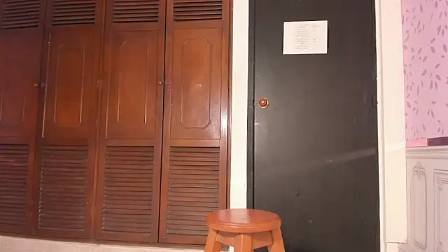 ice queen  online show from October 5, 4:11 am