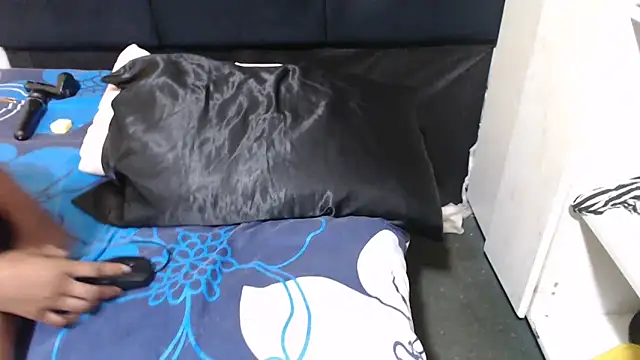 SweetHotBabby18 online show from May 11, 4:51 am