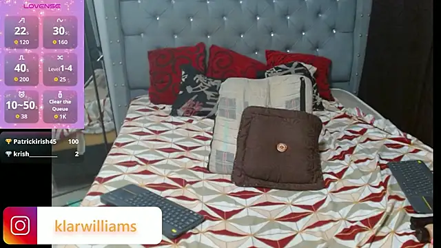 Snapshot of klarwillians chatting on October 17, 6:27 am klarwillians online show from October 17, 6:27 am