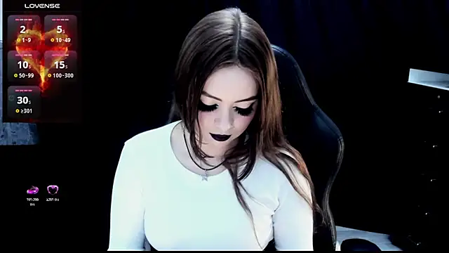 Snapshot of nasty_katty_ chatting on April 13, 4:12 pm nasty katty online show from April 13, 4:12 pm