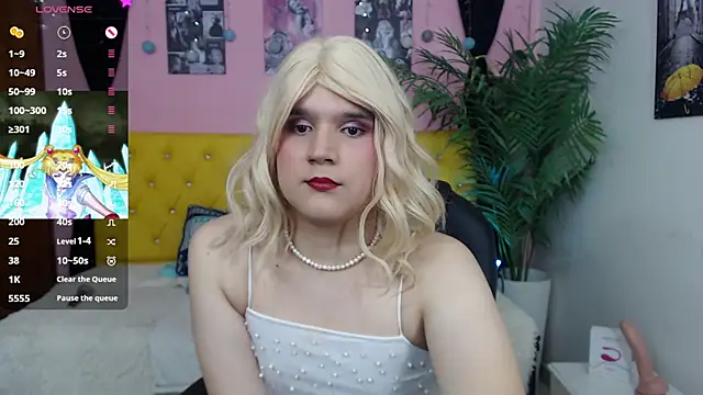 Snapshot of Aidan_twink chatting on March 2, 10:48 pm Aidan twink online show from March 2, 10:48 pm