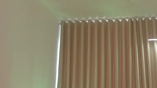 SavannahWildee online show from September 13, 11:43 am