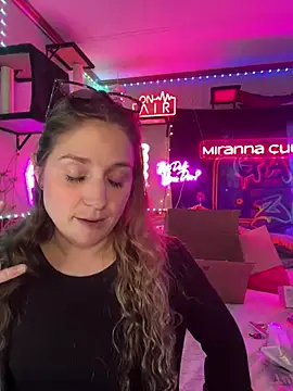 Snapshot of mirannacult chatting on December 24, 5:44 pm mirannacult online show from December 24, 5:44 pm