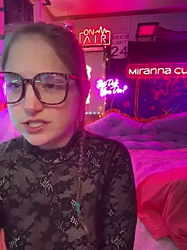 Snapshot of mirannacult chatting on January 8, 8:27 am mirannacult online show from January 8, 8:27 am