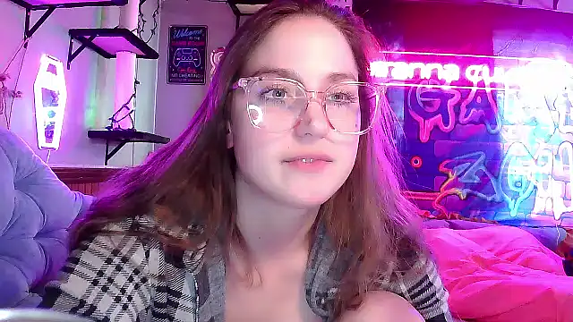 Snapshot of mirannacult chatting on January 20, 6:43 pm mirannacult online show from January 20, 6:43 pm